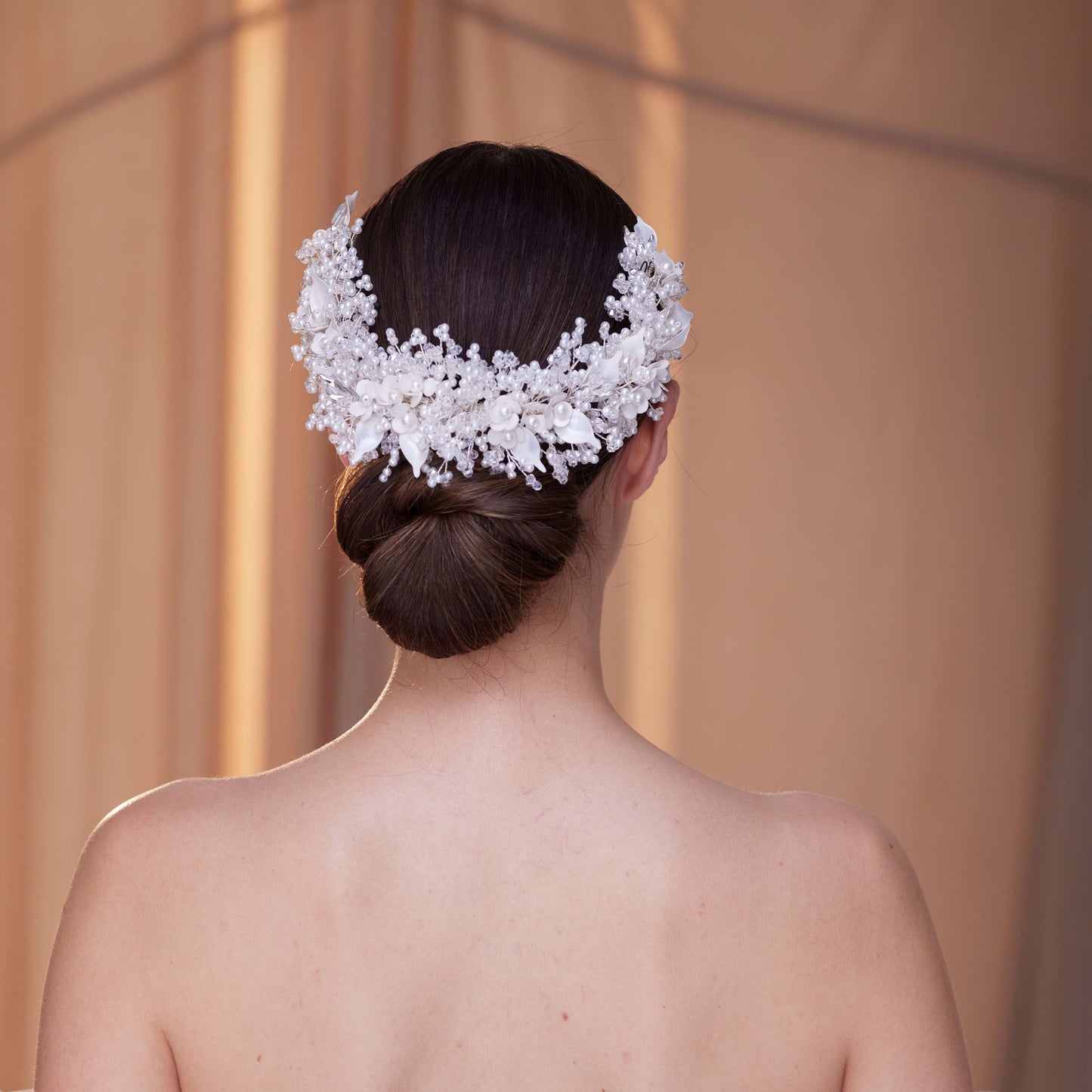 Exquisite Bridal Headpiece with Resin Flowers, Pearls, and Crystal Beads