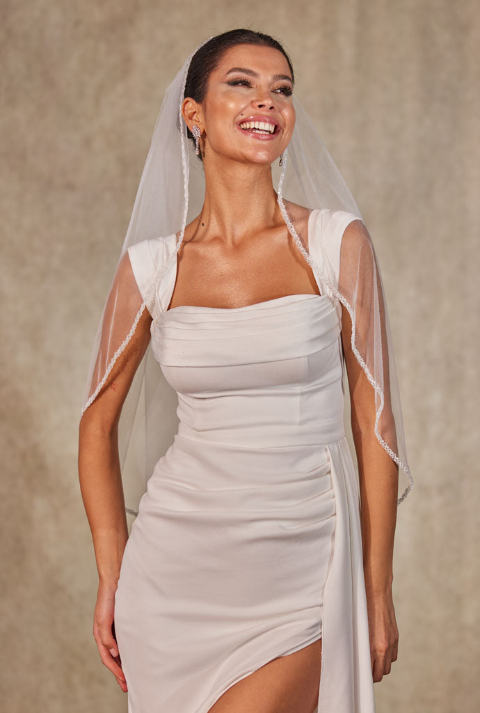 Bridal Shower Pearl Veil- D257