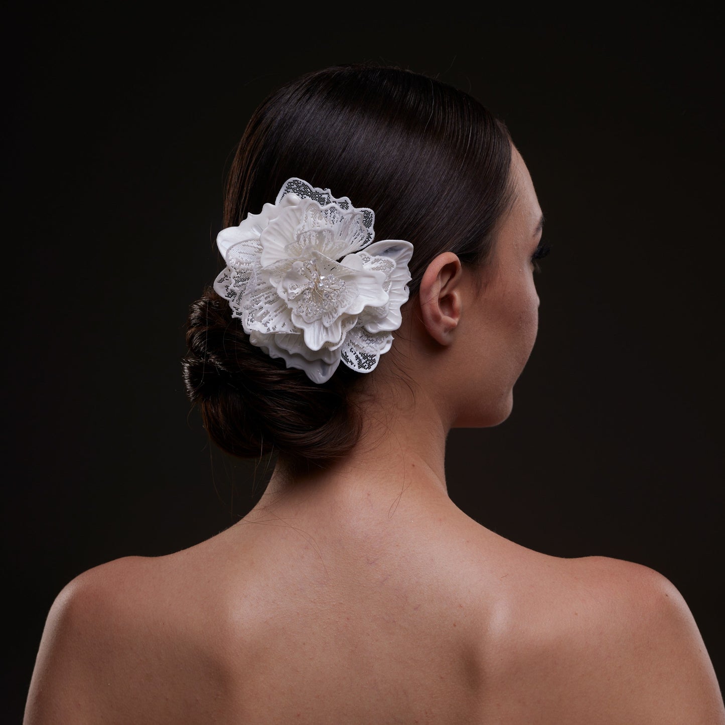 Elegant White Flower Bridal Hair Comb