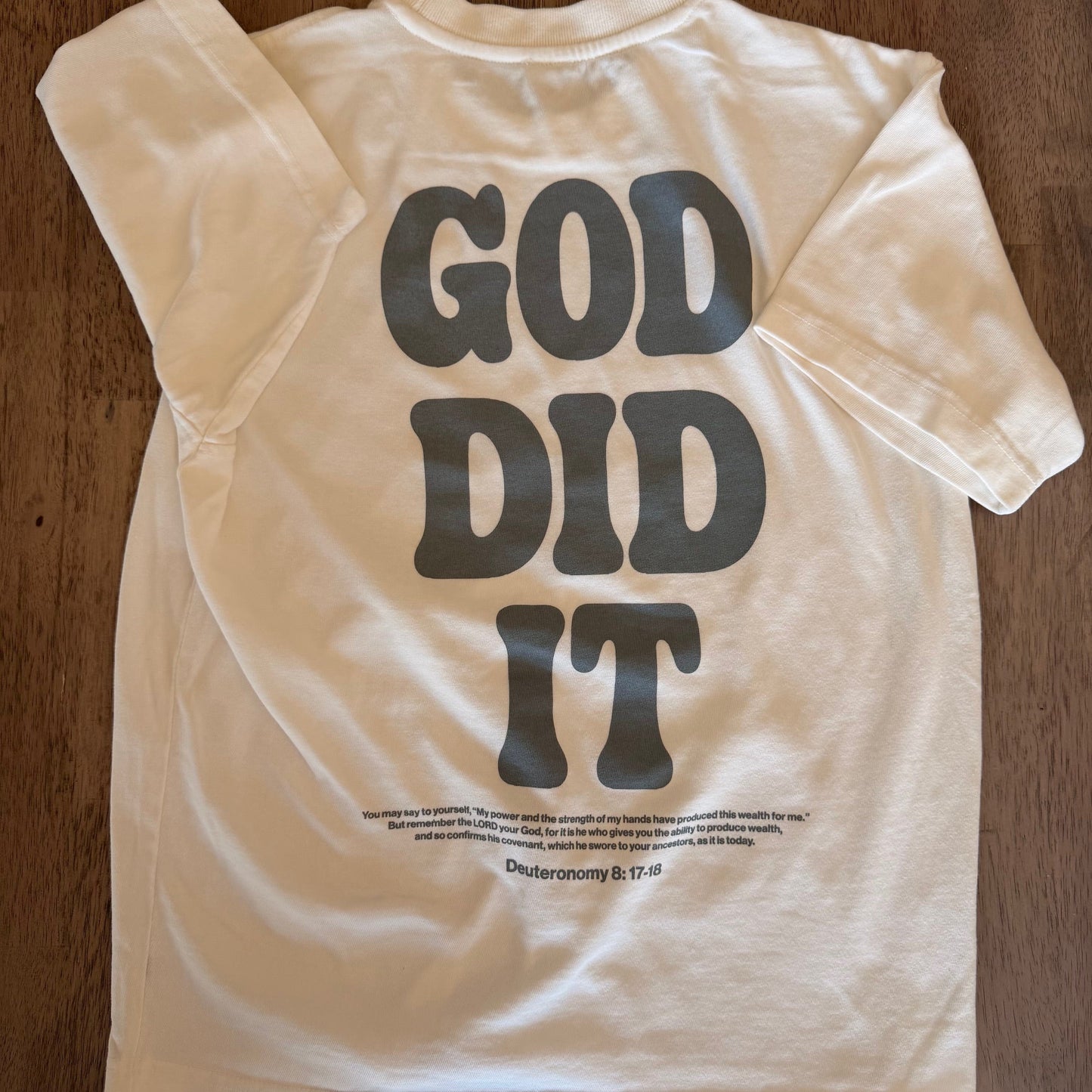 God Did It - Oversized Tee: 100% ring-spun cotton