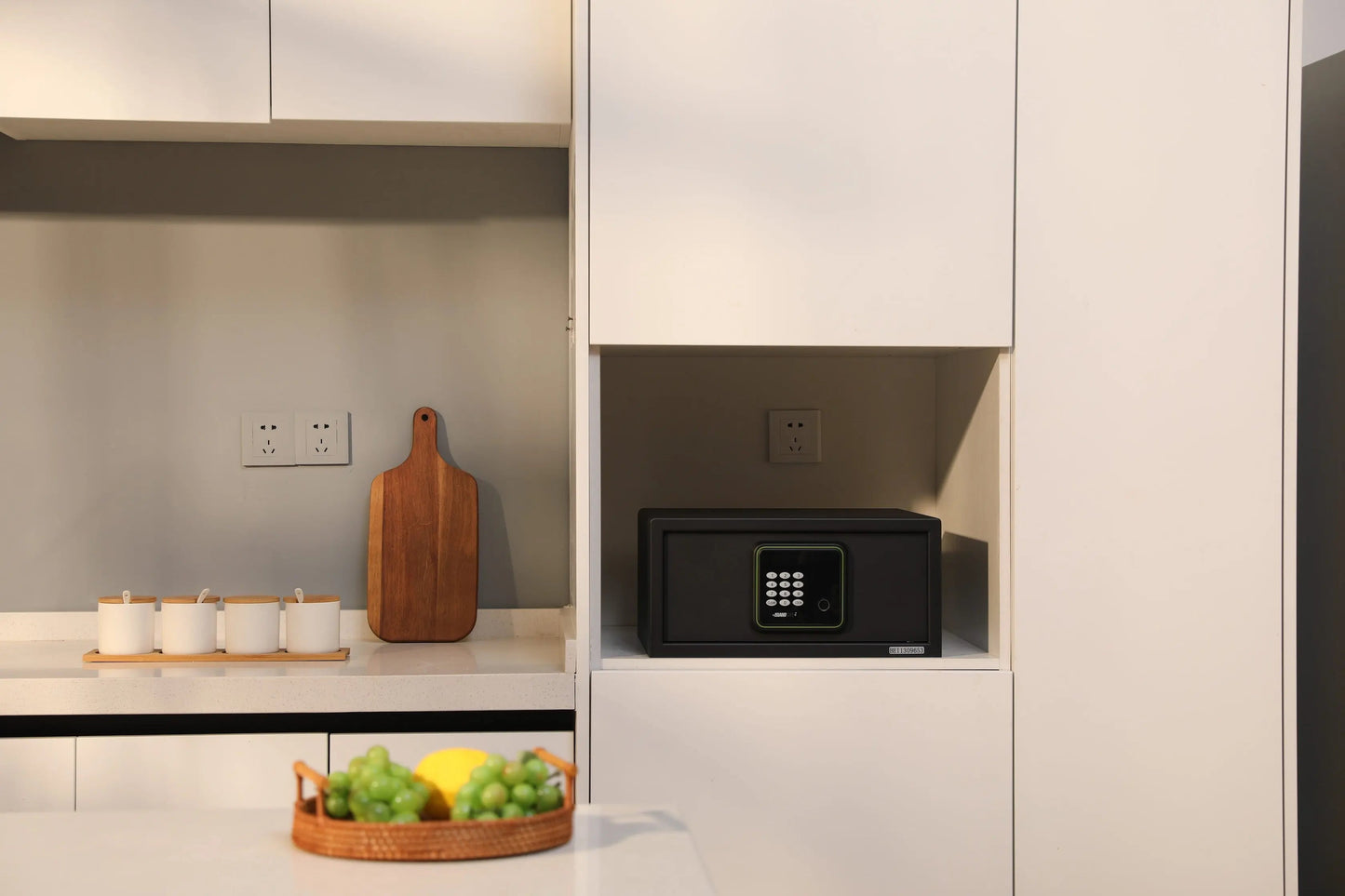Hovia — Hotel and Home Safe