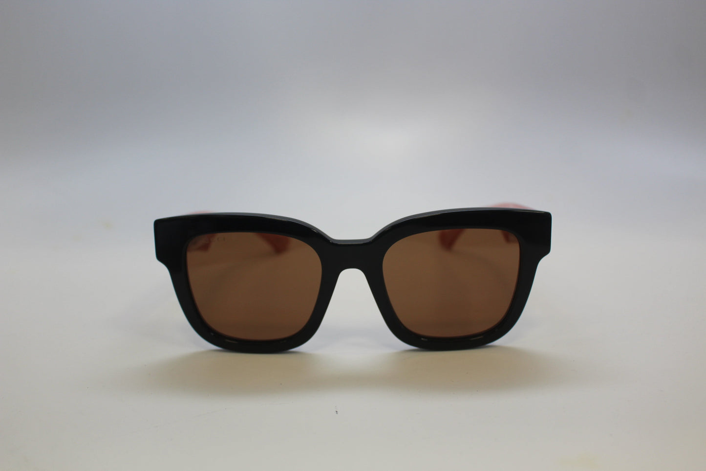 Gucci GG0998S-005 52 Women’s Sunglasses | Black/Pink Pearl Frame | Authentic Luxury (UPC 889652356174)