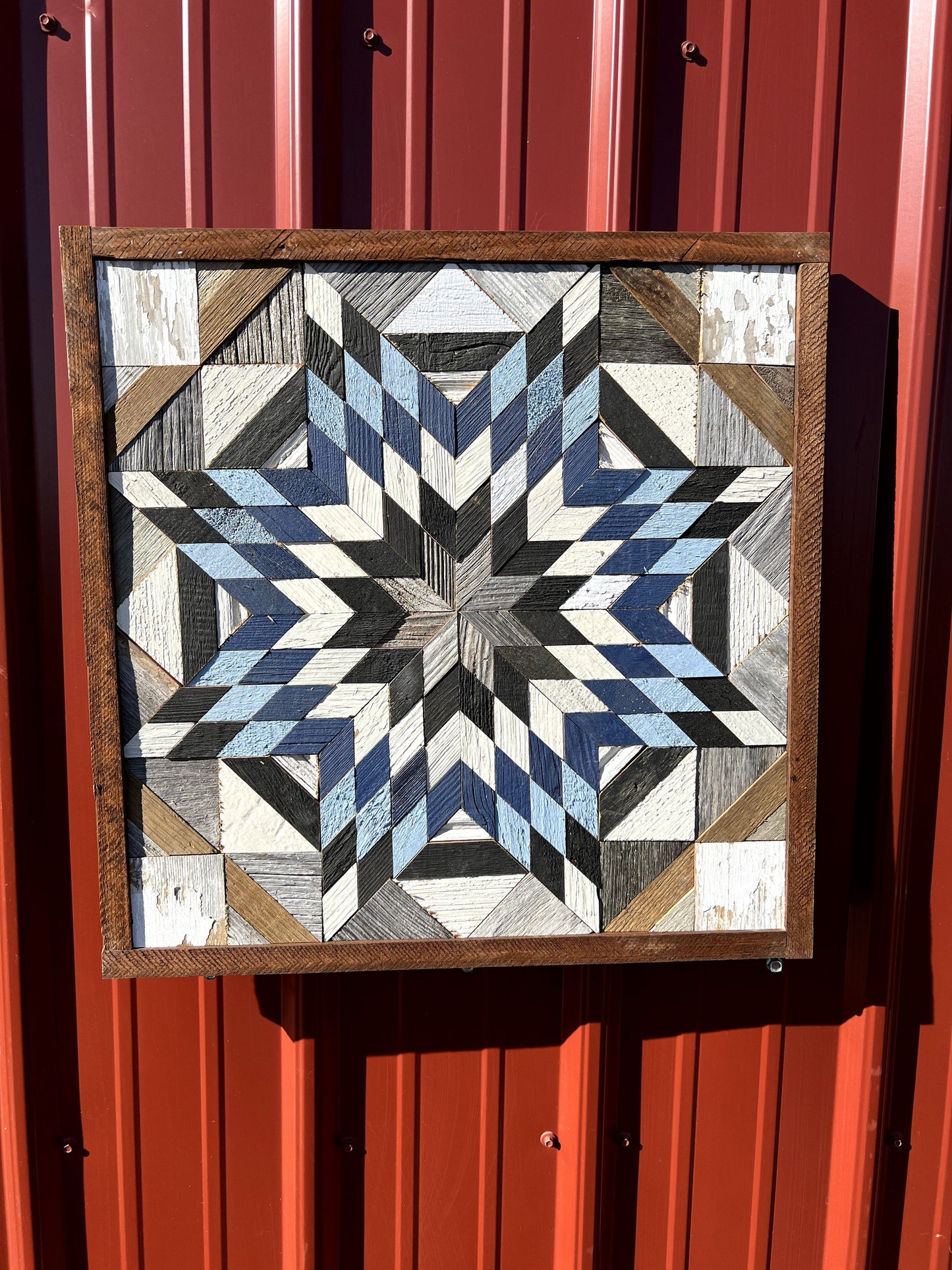 Amish Handmade Barn Quilt - Square (20.75 in x 20.75 in x 1 in)