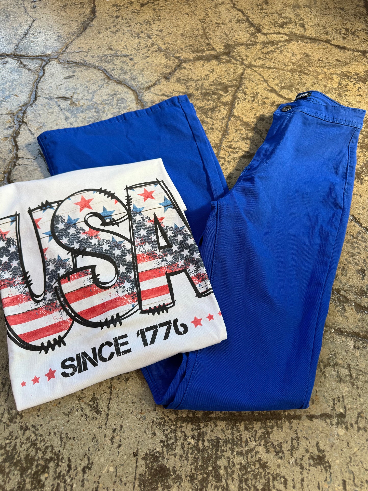 All American Flare Bundle (1 Fiona Flares + 1 Graphic Tee)