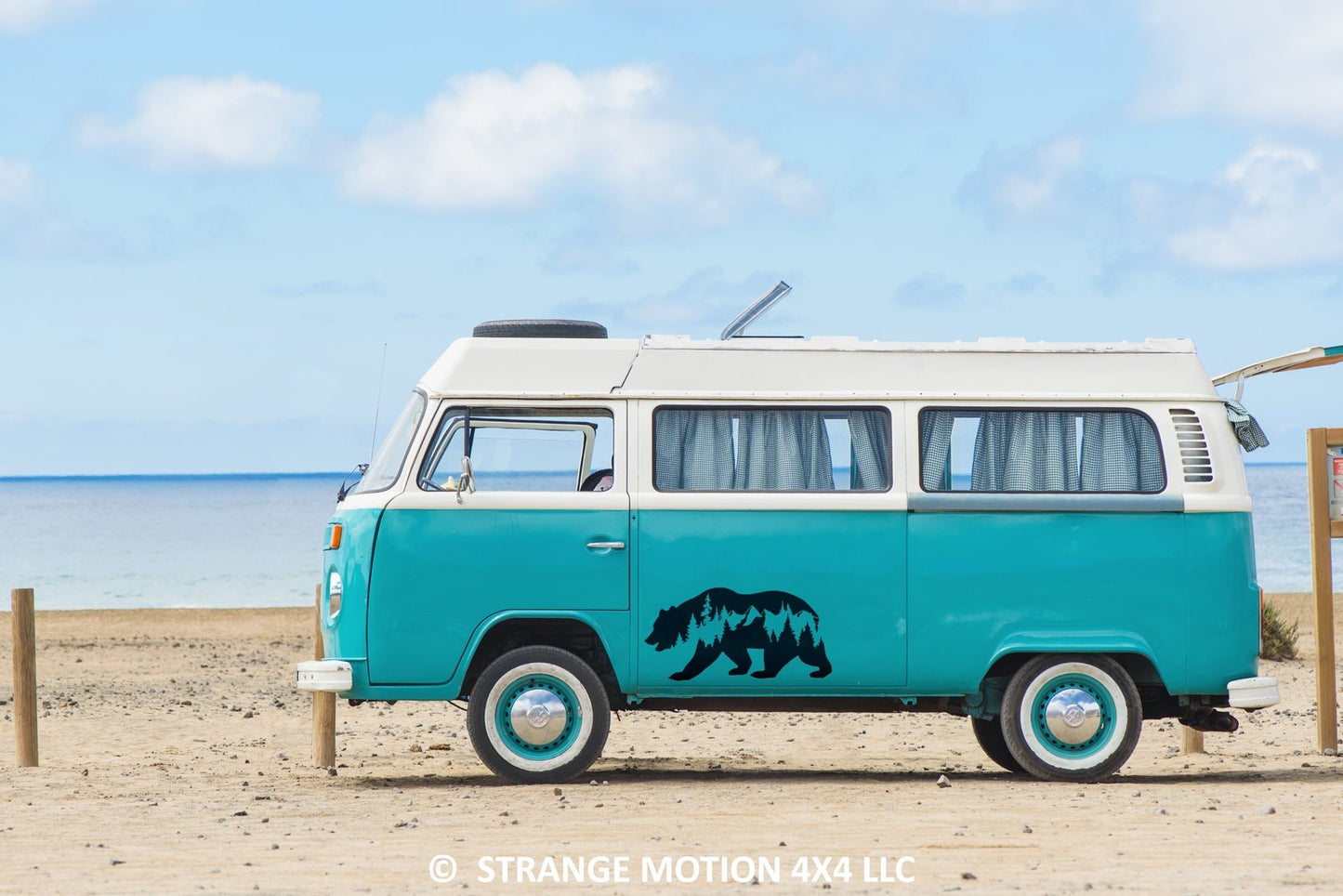Mountain Bear Vinyl Decal | 31