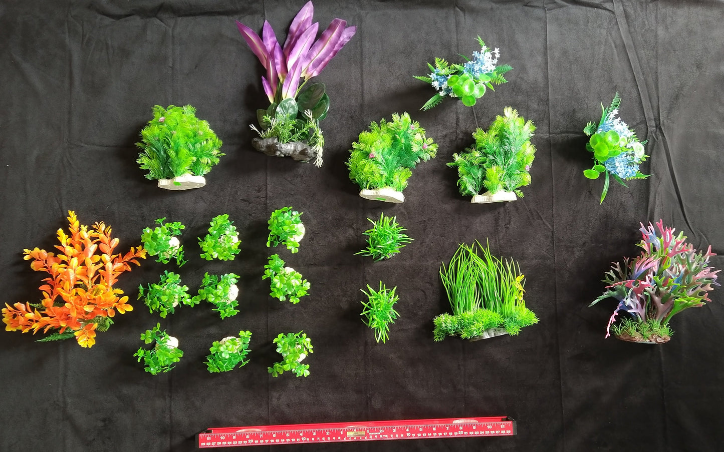 Premium Artificial Aquarium Plant Package for Fish Tank, Leprechaun City
