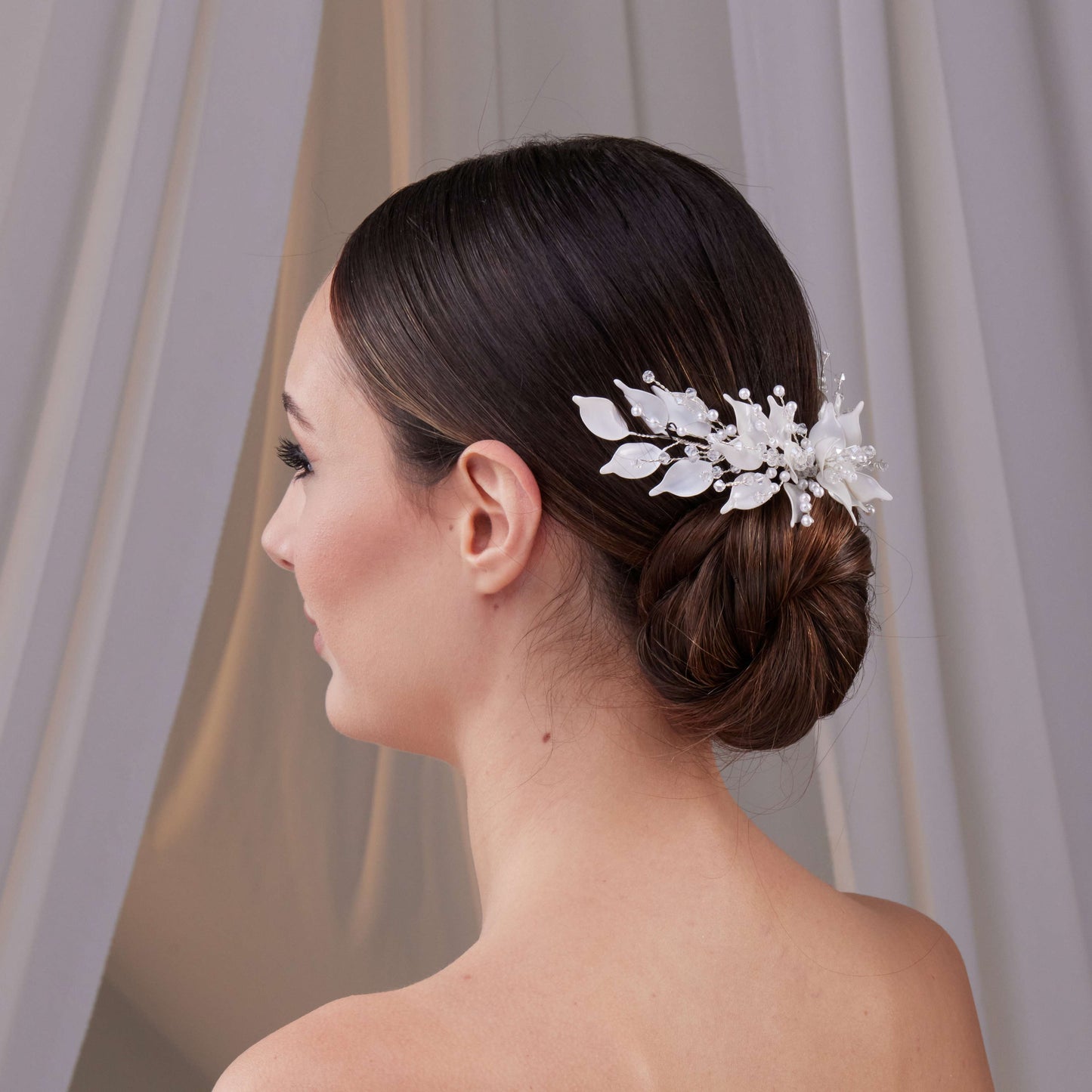 Elegant Resin Leaf Hair Comb