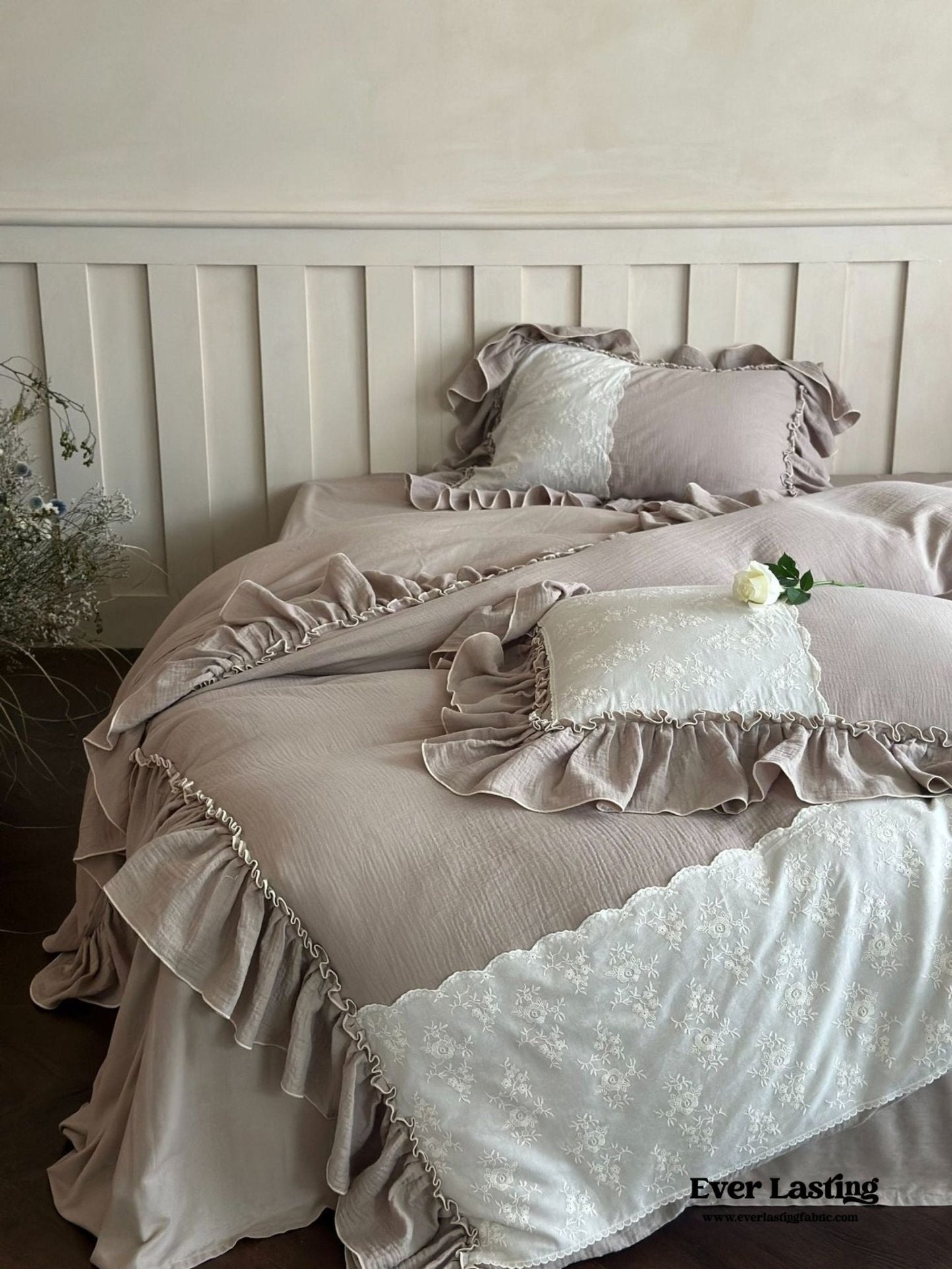 Celeste Soft Lace Embroidered Ruffle Bedding Set / Pink