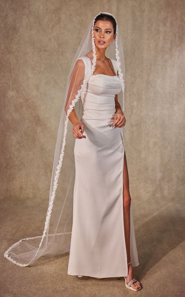 Flower Lace Bridal Veil- D216