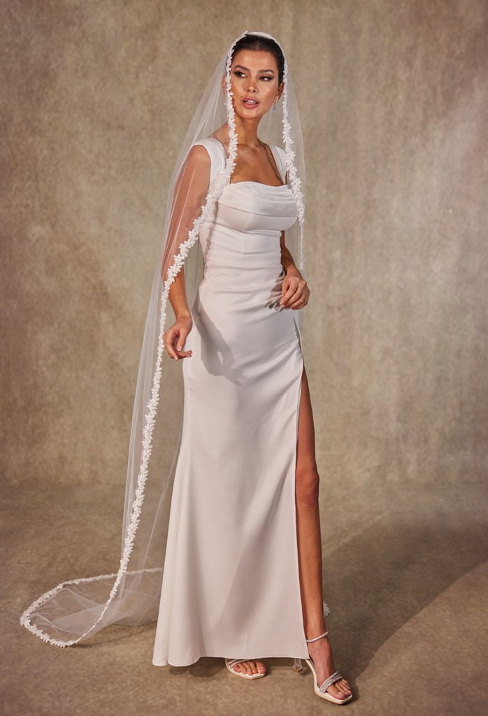 Flower Lace Bridal Veil- D216