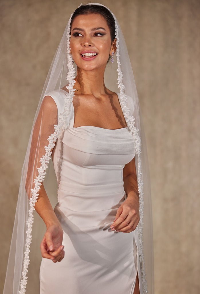 Flower Lace Bridal Veil- D216