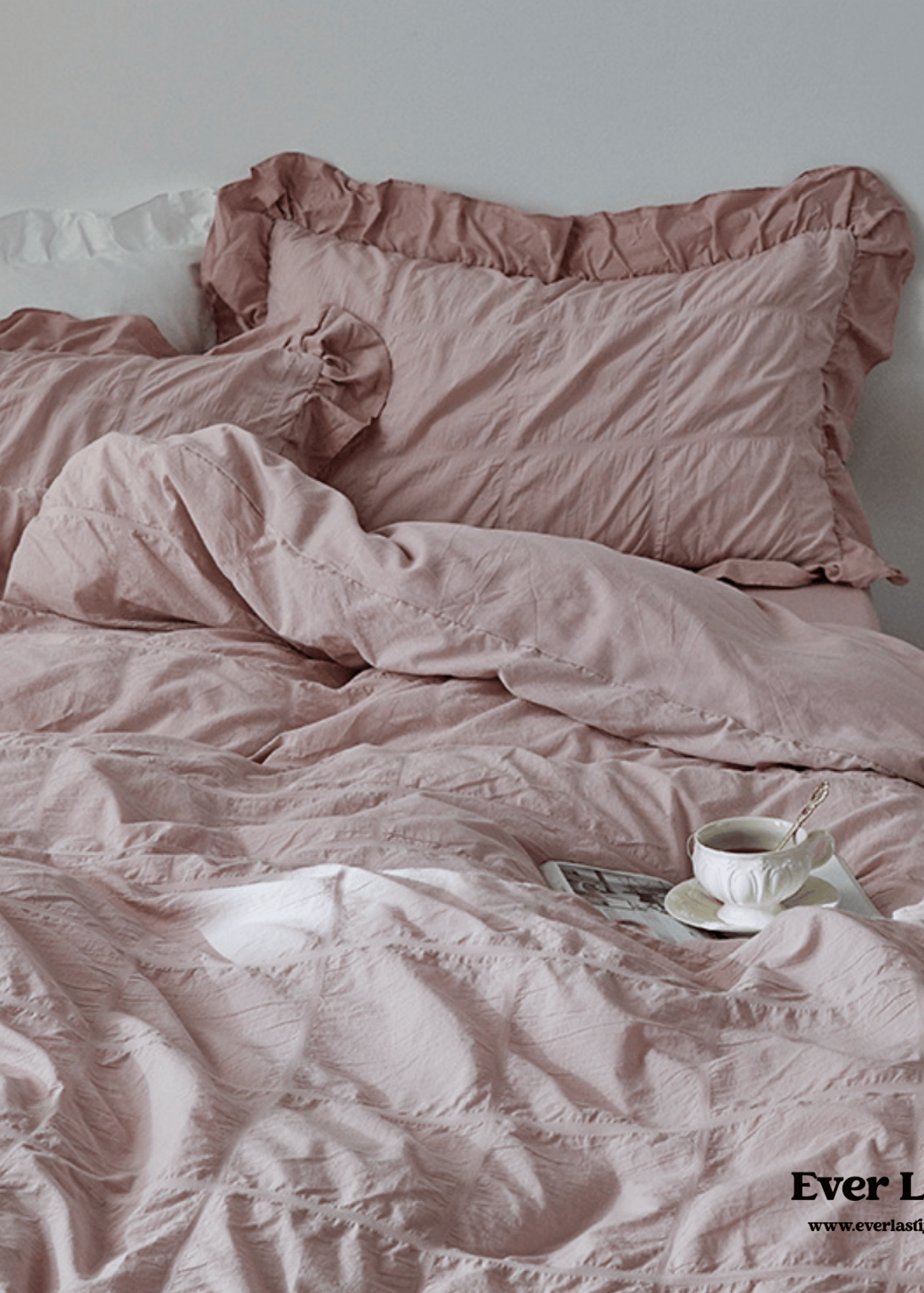 Earth Tone Marshmallow Puff Ruffle Bedding Set / Rust Pink