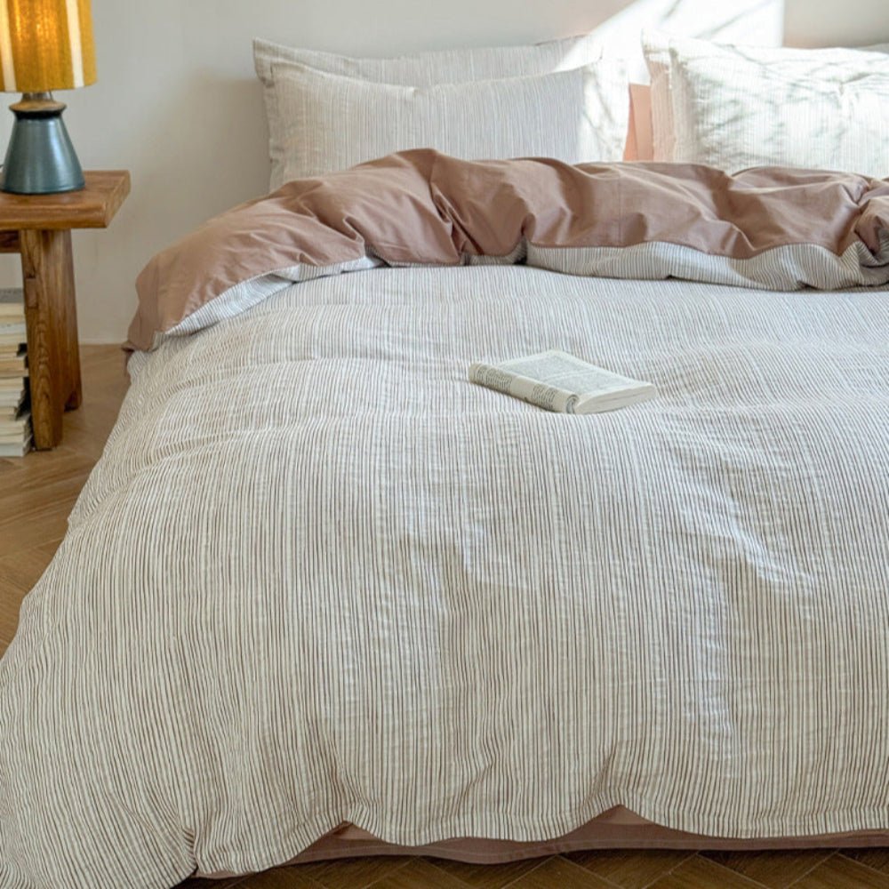 Emma Duo Striped Jacquard Bedding Set / Black