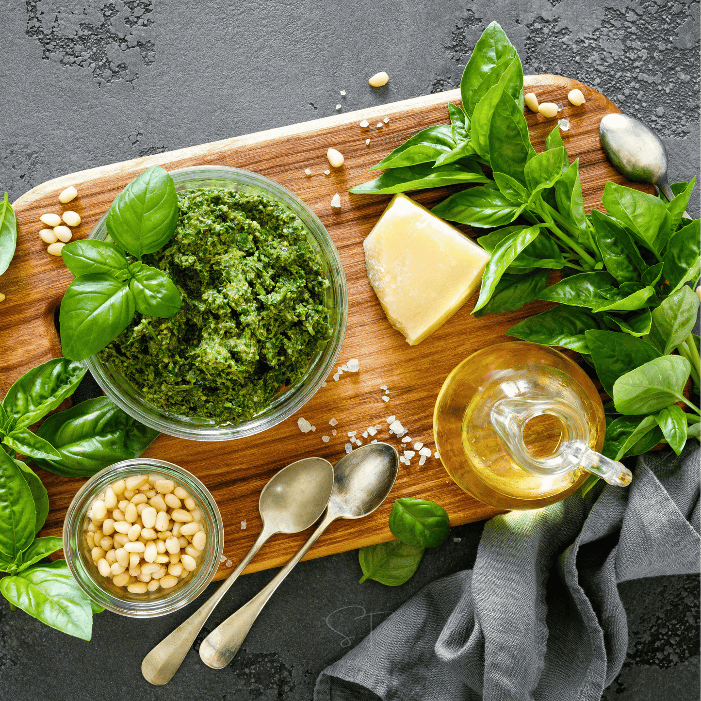 Genovese Basil ā 250 Seeds