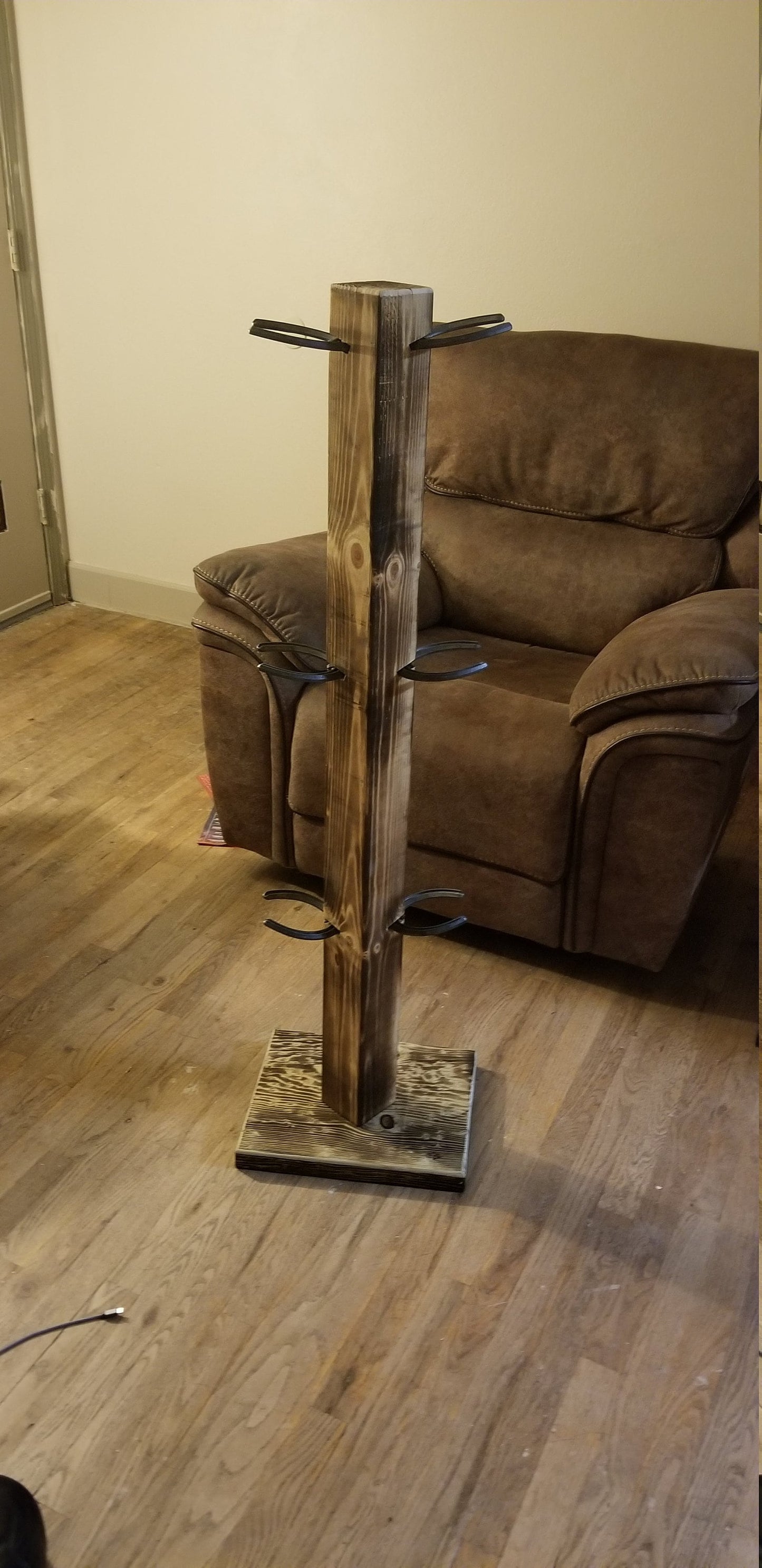 The Grand Commander: 6 Pair Cowboy Boot Floor Stand