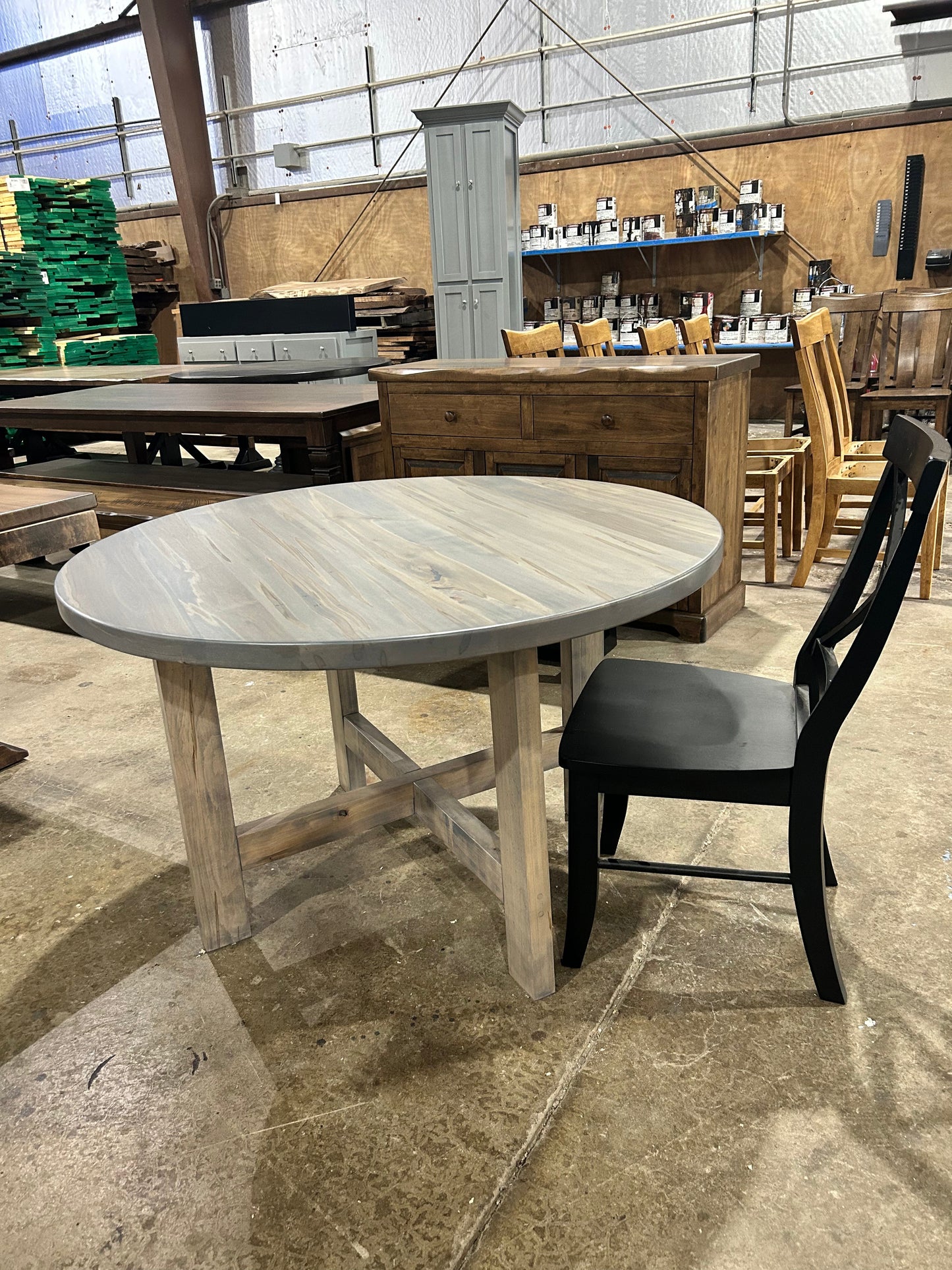 City loft Dining Table