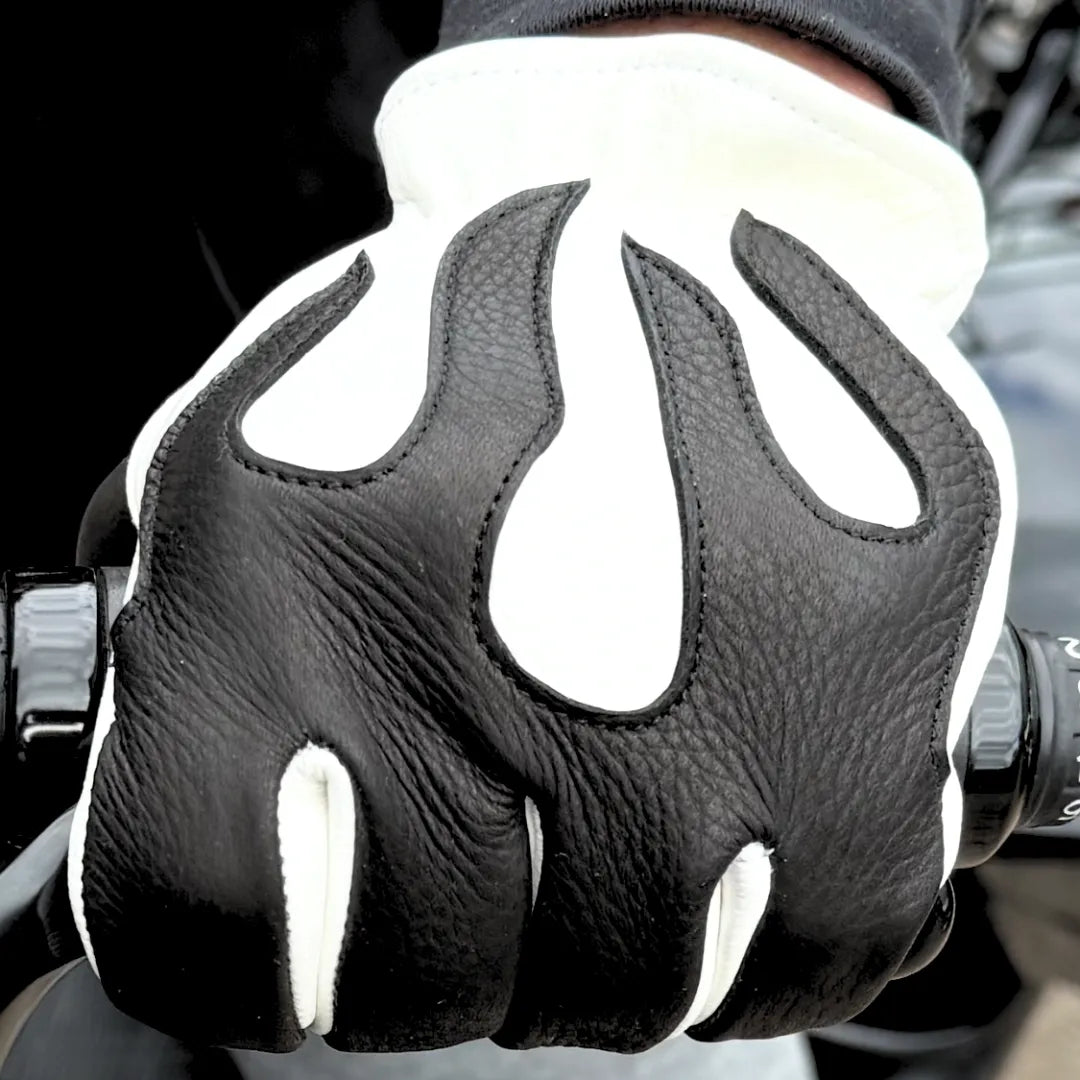 Spitfire White Touchscreen Gloves