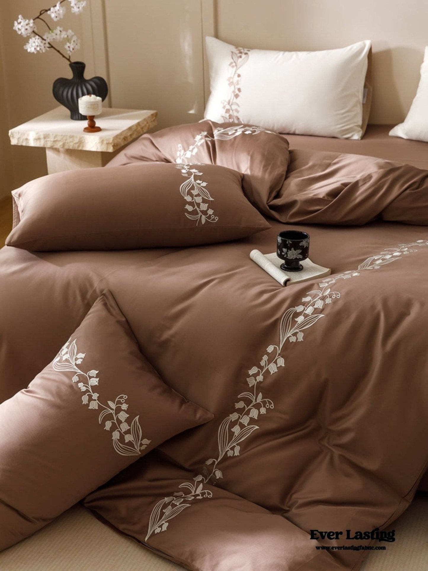 Lily of the Valley Embroidered Silky Bedding Set / Purple