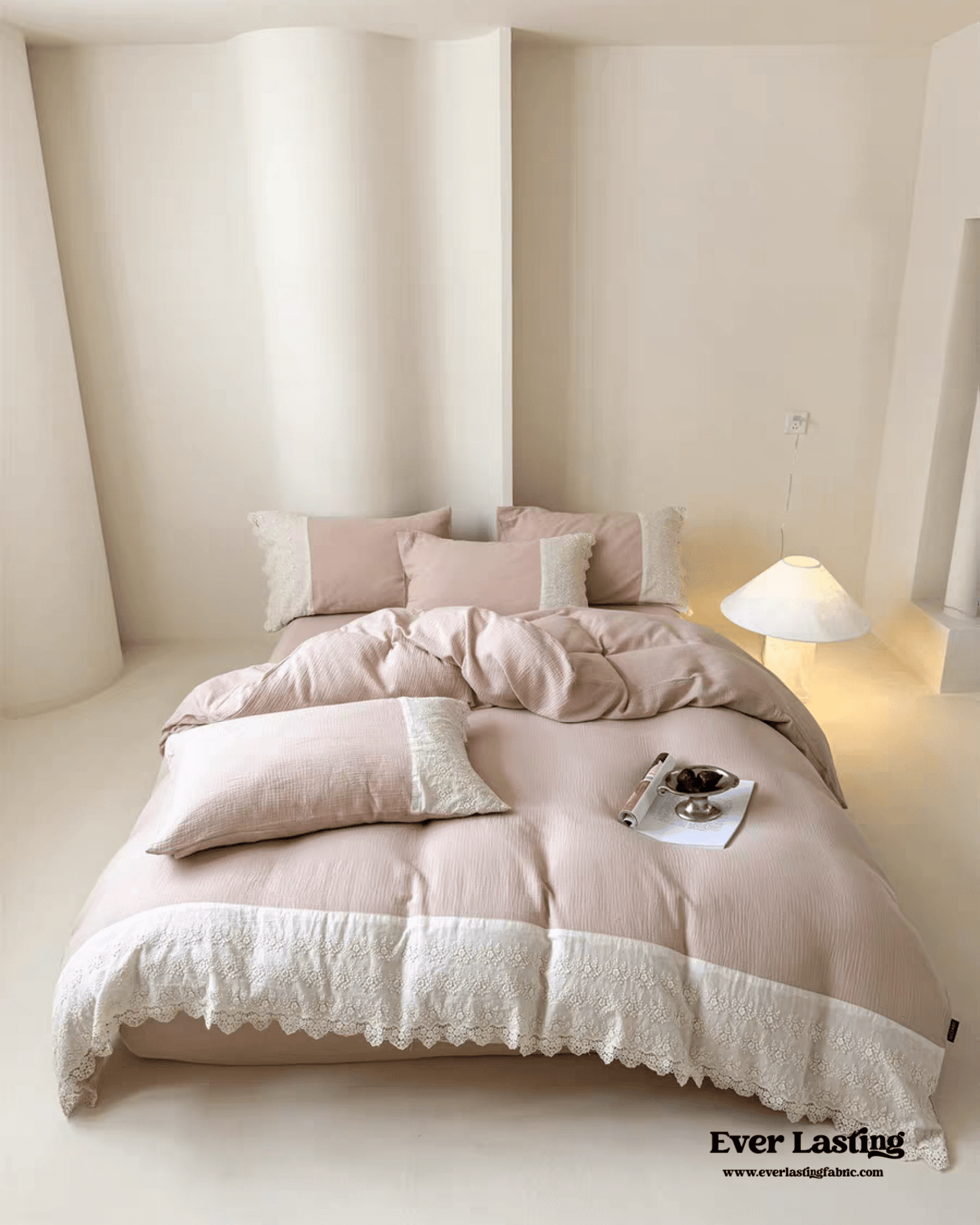 Margaux Lace Double Gauze Bedding Set / Beige Brown