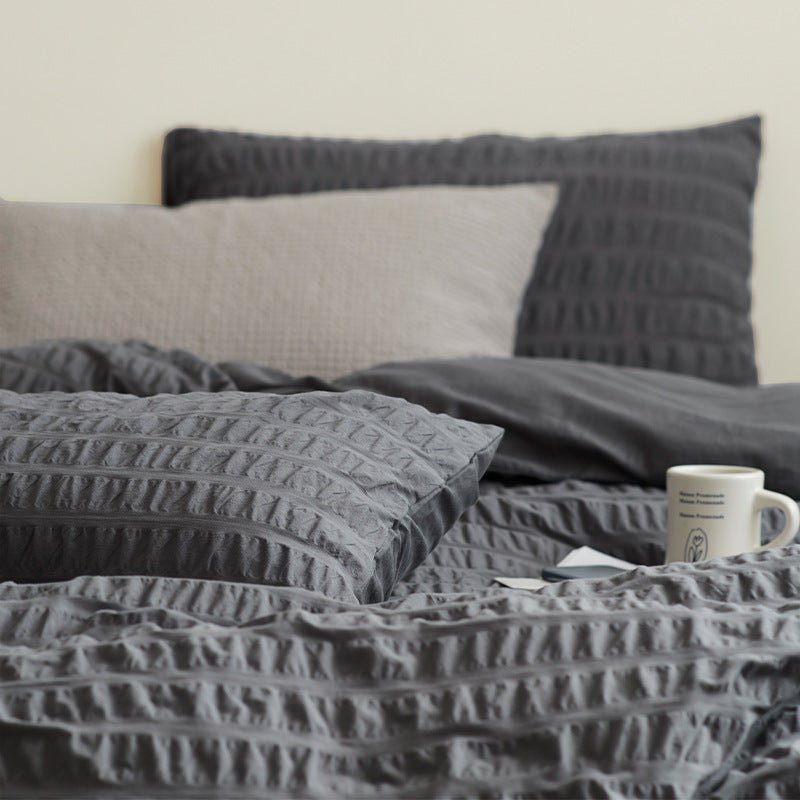 Minimal Bubble Textured Bedding Set / Beige