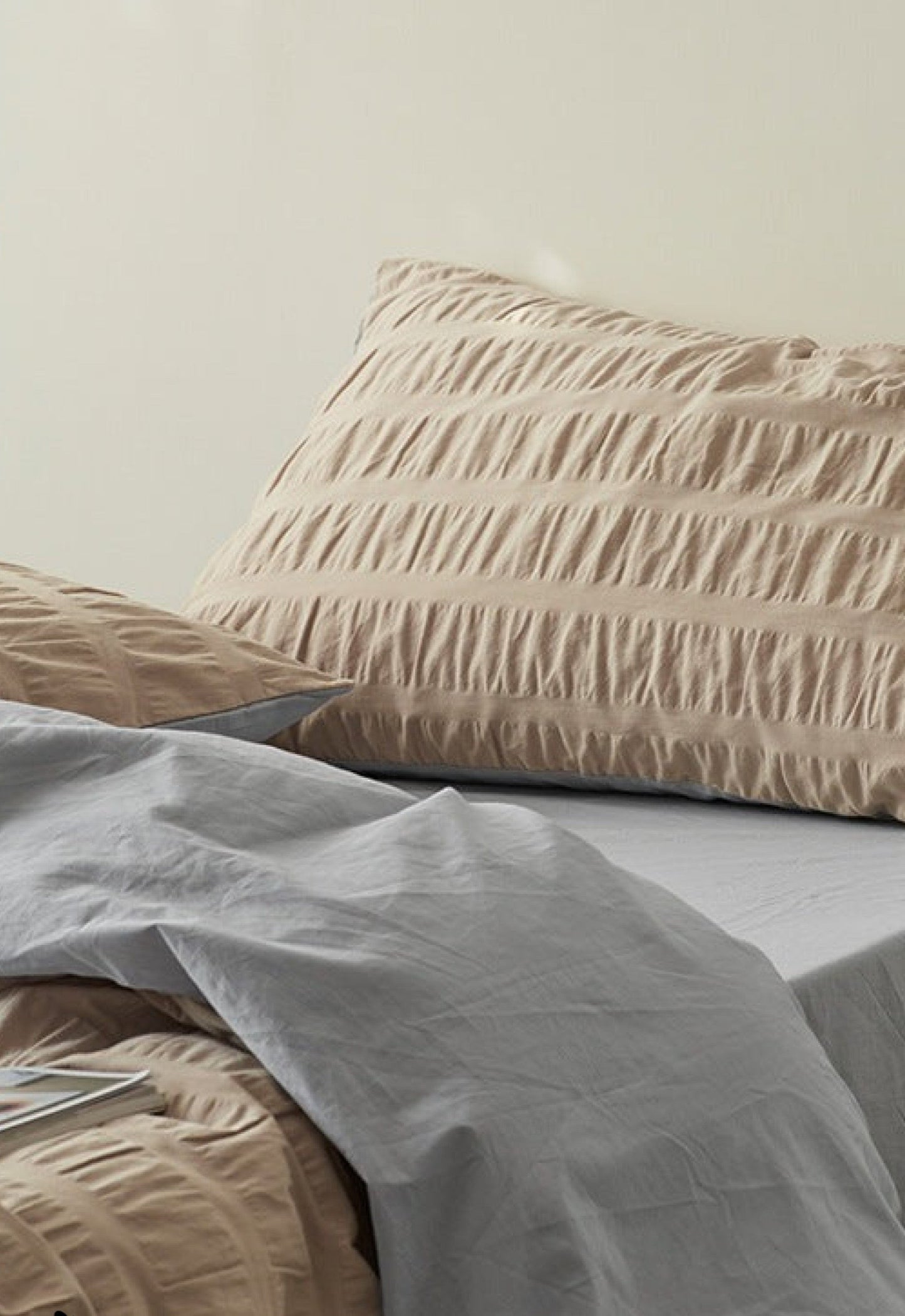 Minimal Bubble Textured Bedding Set / Blue