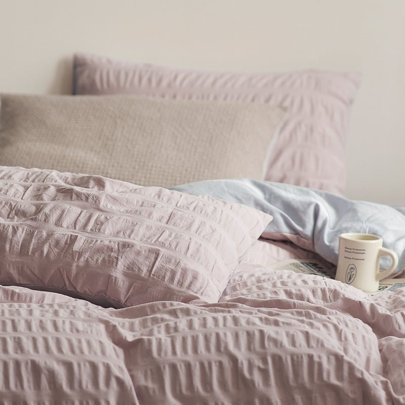 Minimal Bubble Textured Bedding Set / White
