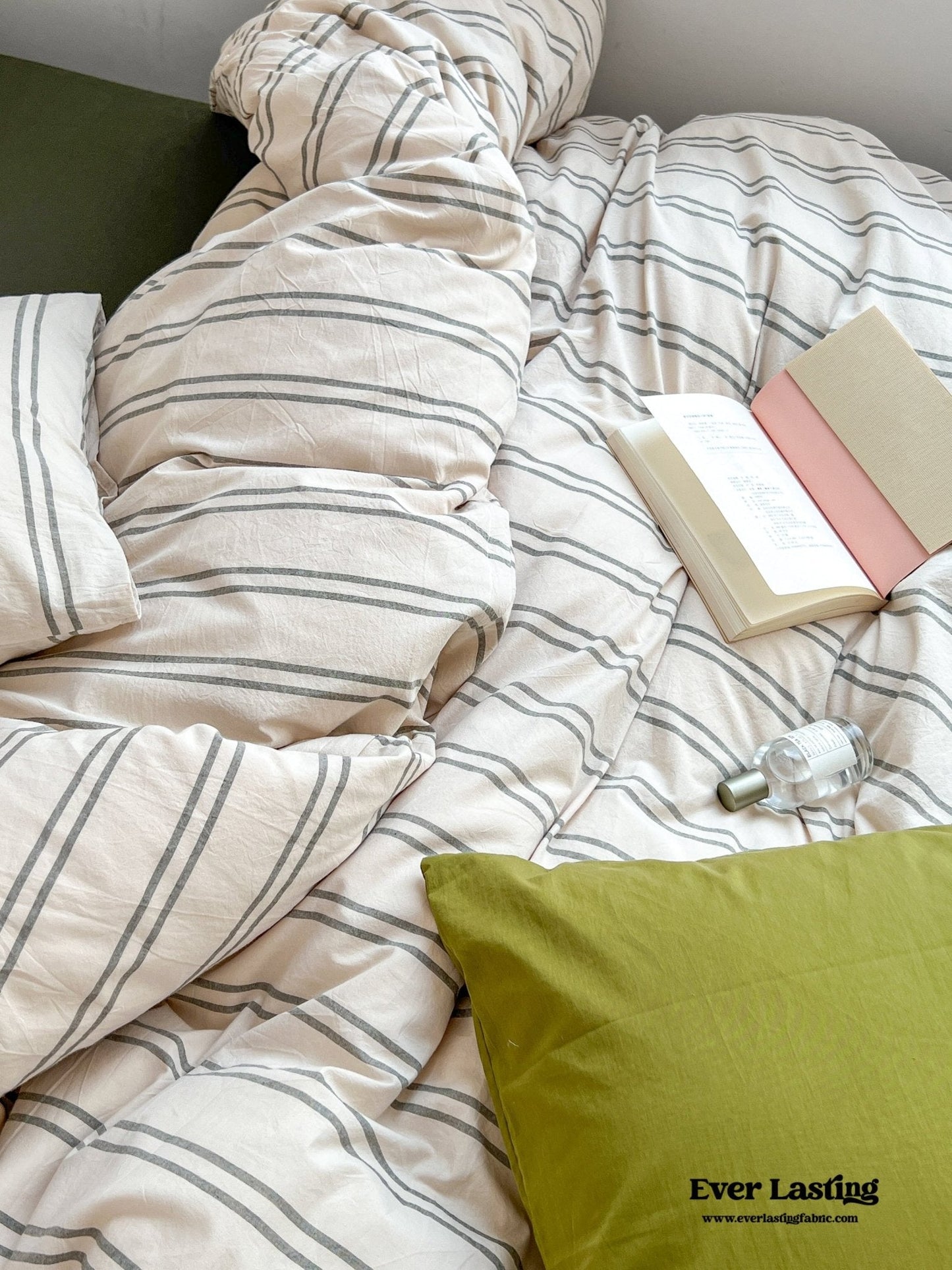 Minimal Vintage Stripe Bedding Set / Forest Green