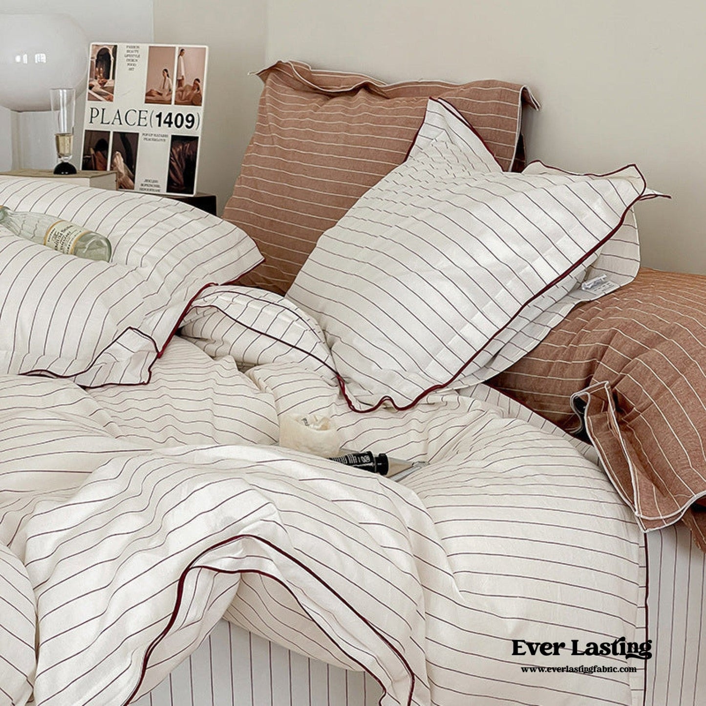Scandinavian Overlock Striped Bedding Set / Gray