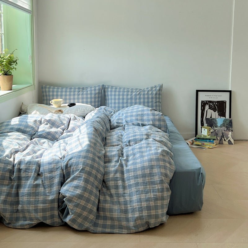 Soft Blend Plaid Bedding Set / Gray