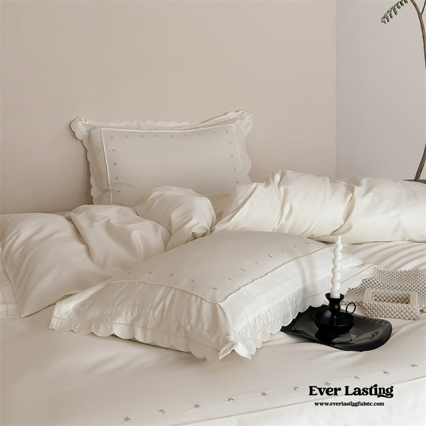 Star Gaze Short Cake Ruffle Bedding Set / Purple