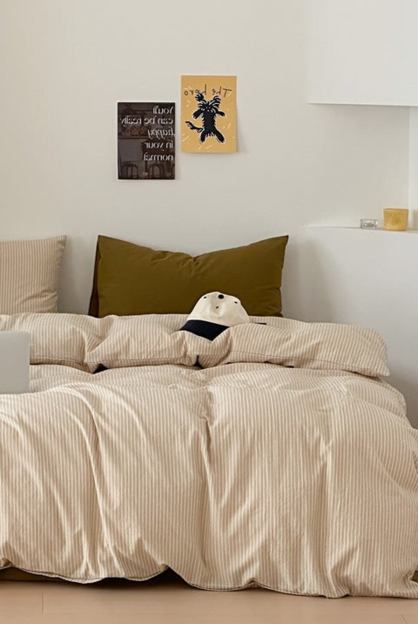 Thin Striped Pillowcases