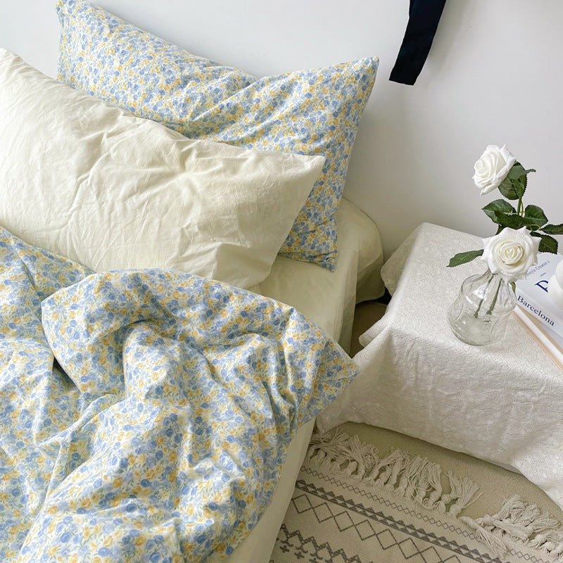 Vintage Inspired Floral Duvet Cover / Brown + Beige