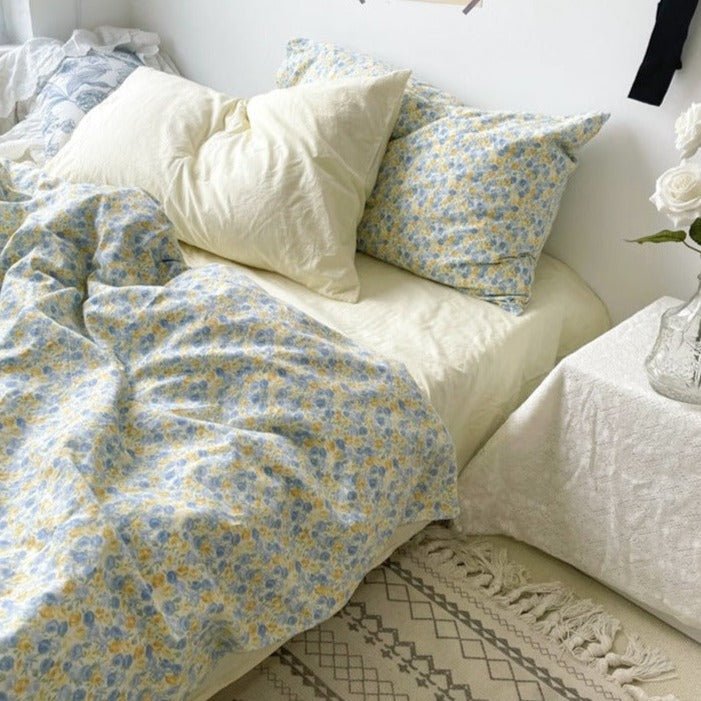 Vintage Inspired Floral Duvet Cover / Brown + Beige