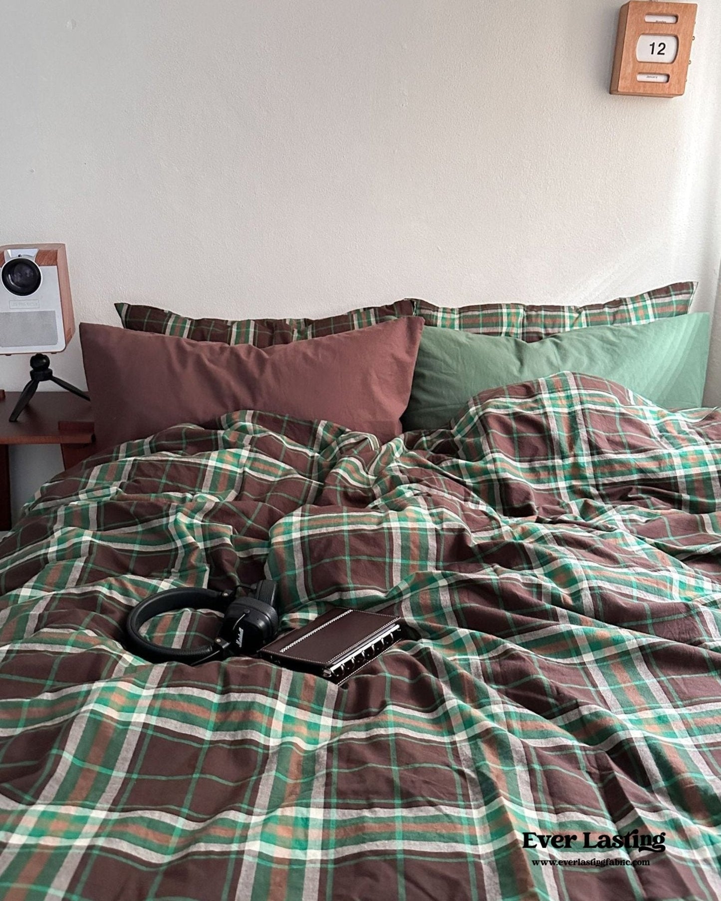 Vintage Plaid Bedding Set / Red & Green