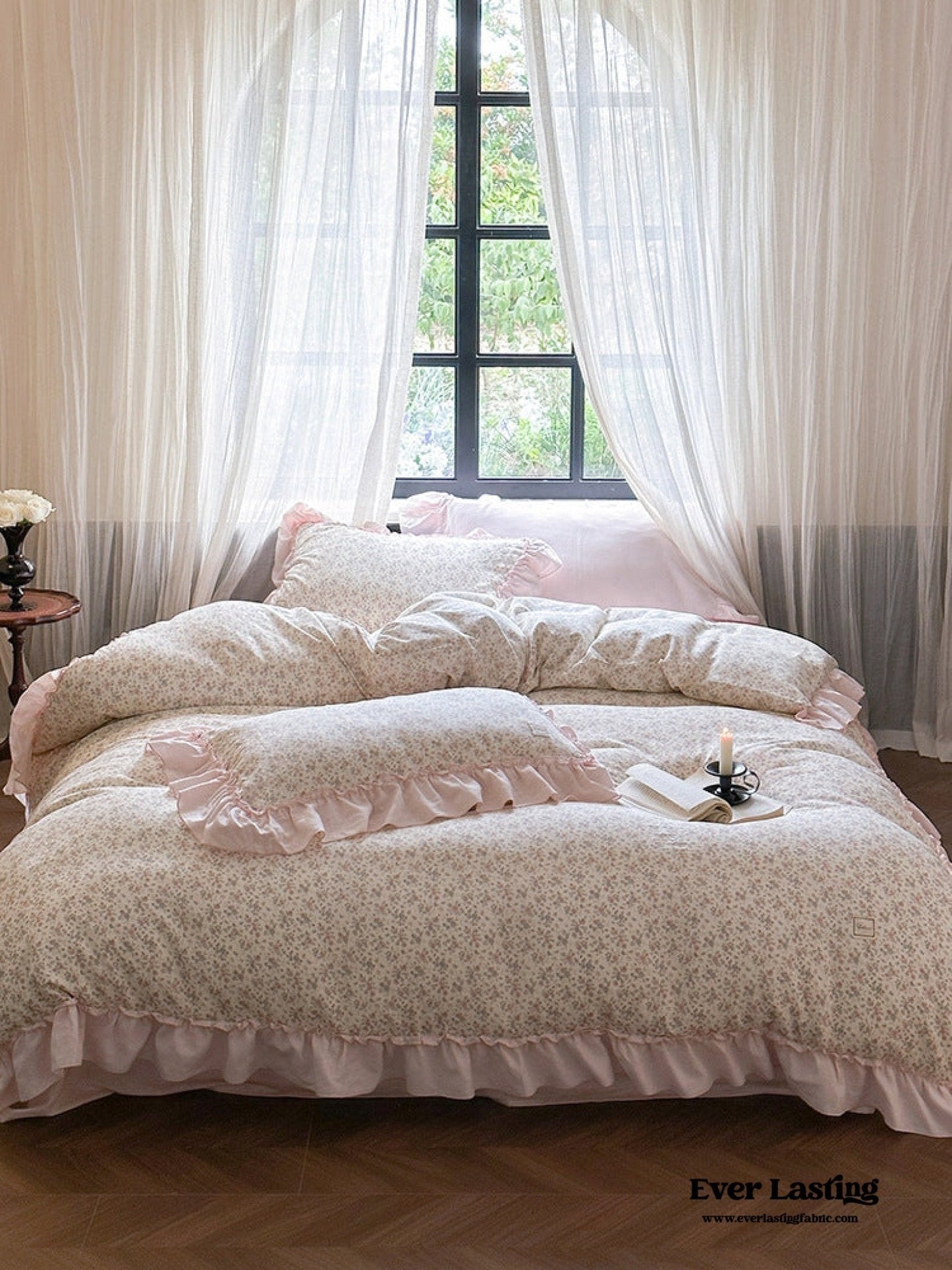 Vivienne Floral Double Gauze Bedding Set / Blush Pink