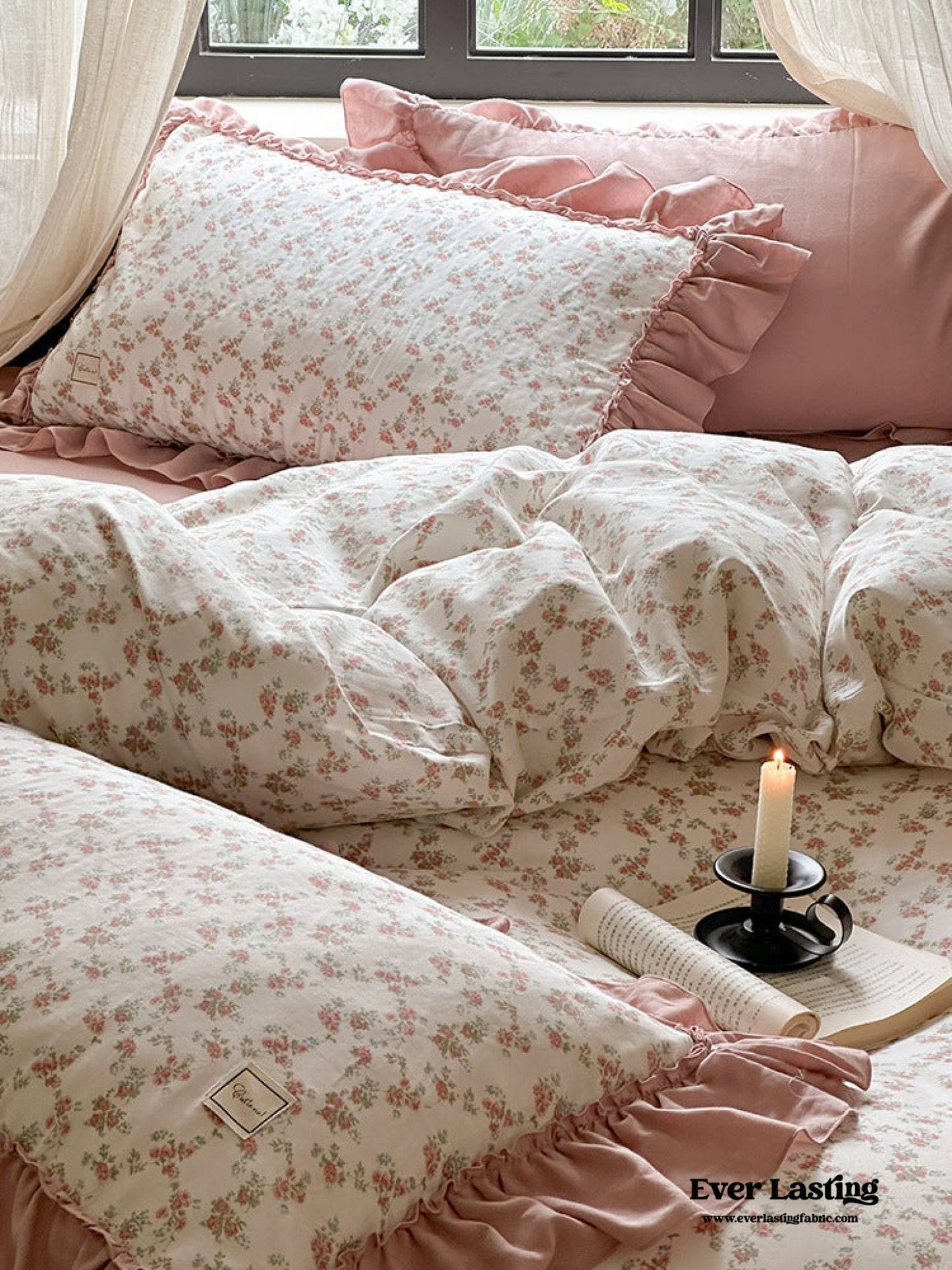 Vivienne Floral Double Gauze Bedding Set / Cobalt Blue