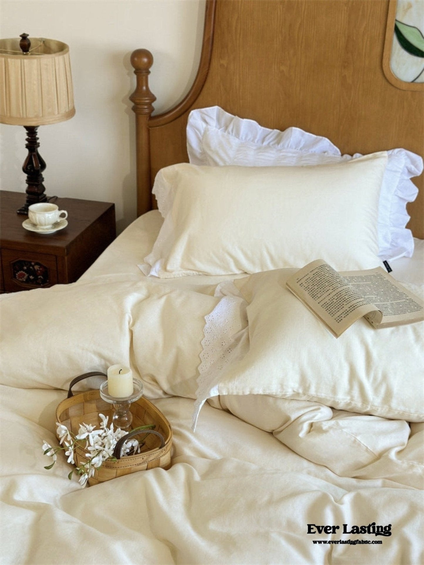 White Ruffle Lace Bedding Set / Purple