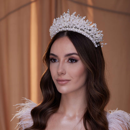 Elegant  Pearl Bridal Tiara