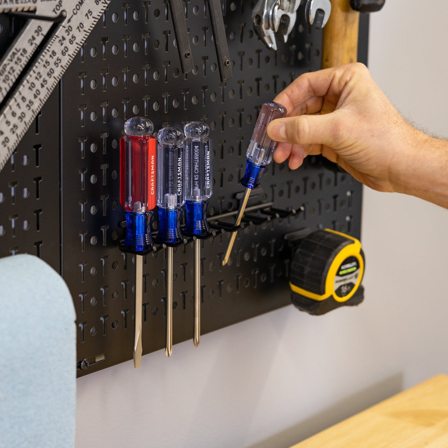 51" x 32" Pegboard |20 Attachments