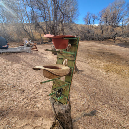 The 4-Hatter: Vertical Wall-Hanging Western Organization