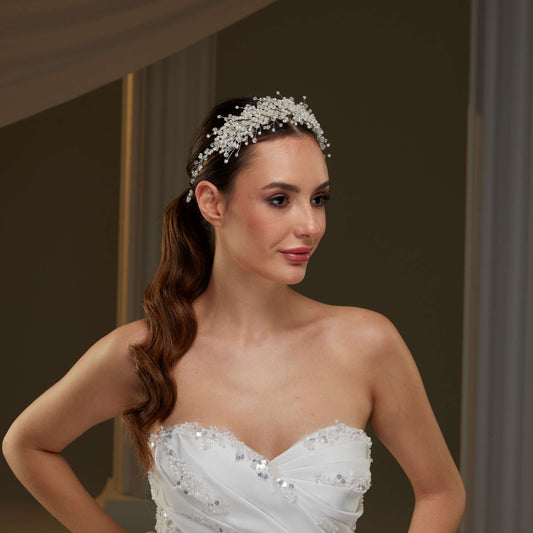 Elegant Bridal Hair Vine with Pearls