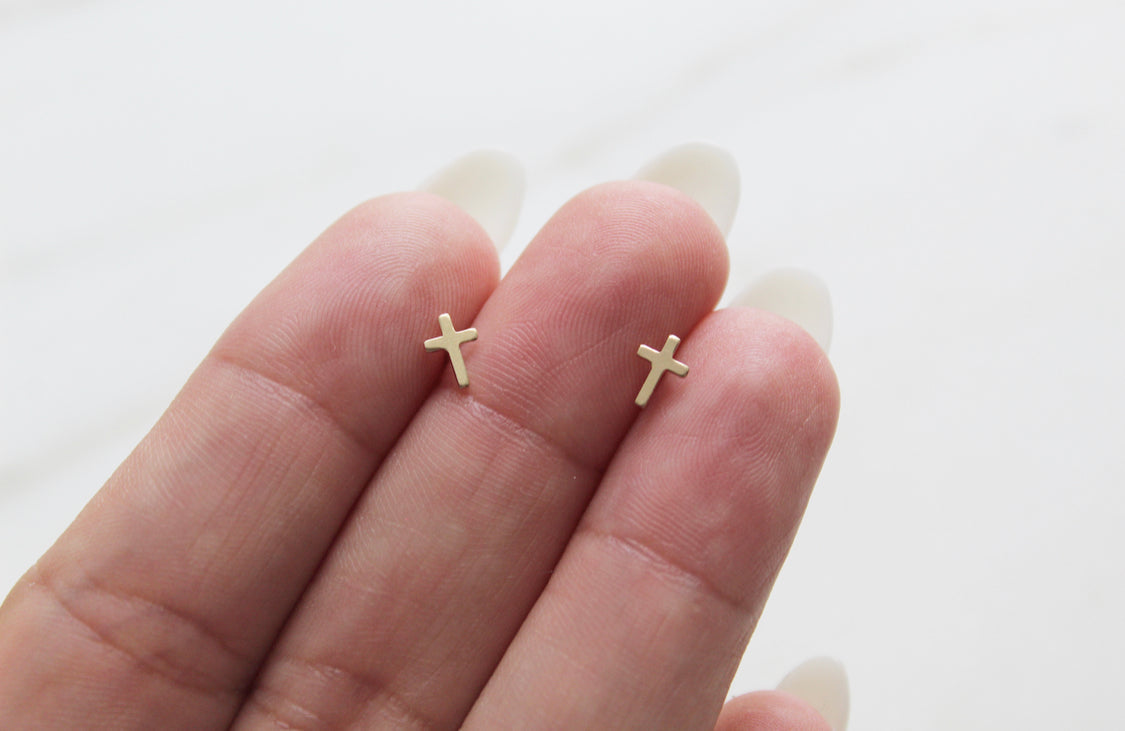Cross Studs in 14k Gold