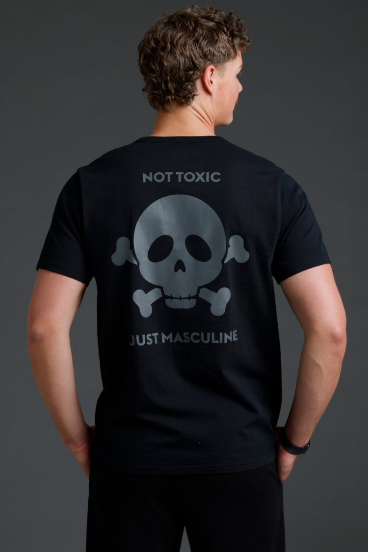 Skull and Crossbones Tee (XY)