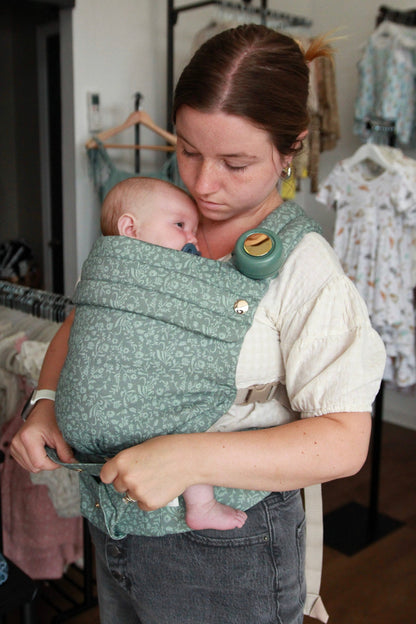Coco Bloom – Baby Carrier With A Pocket