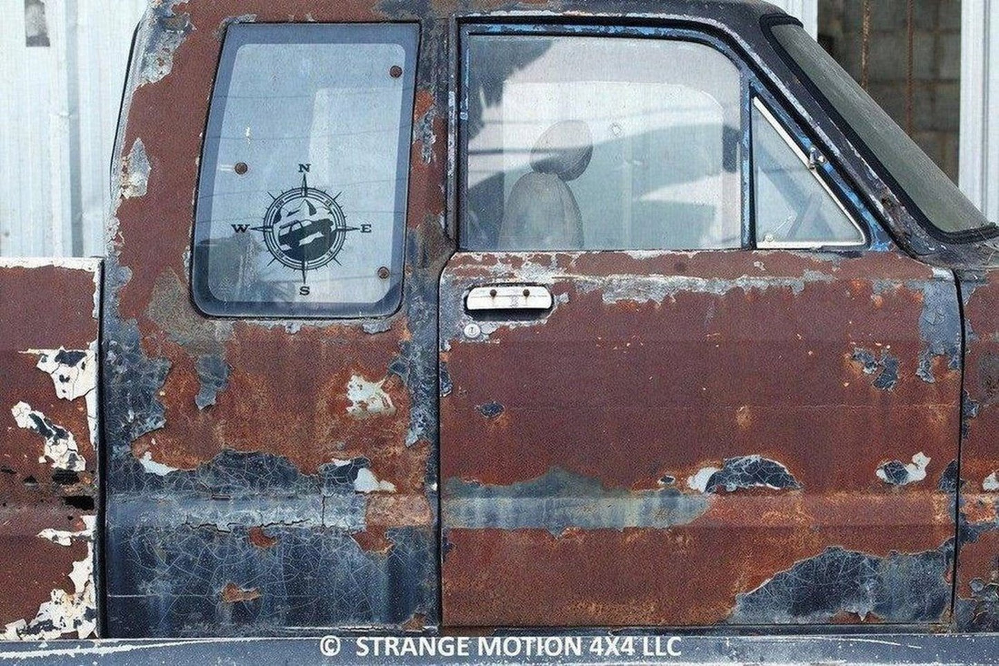 Compass Vinyl Decal for 4th Gen 4Runner | 104