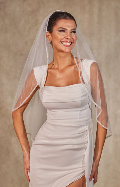 Bridal Shower Pearl Veil- D257