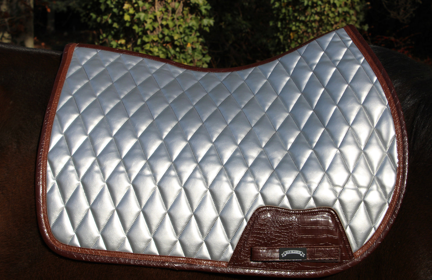 Jump Saddle Pad | Chrome