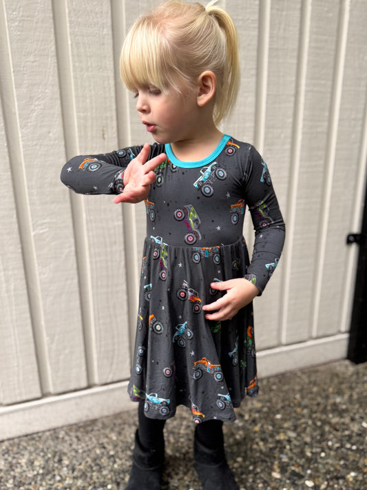 Big Wheelin: Long Sleeve Skater Dress