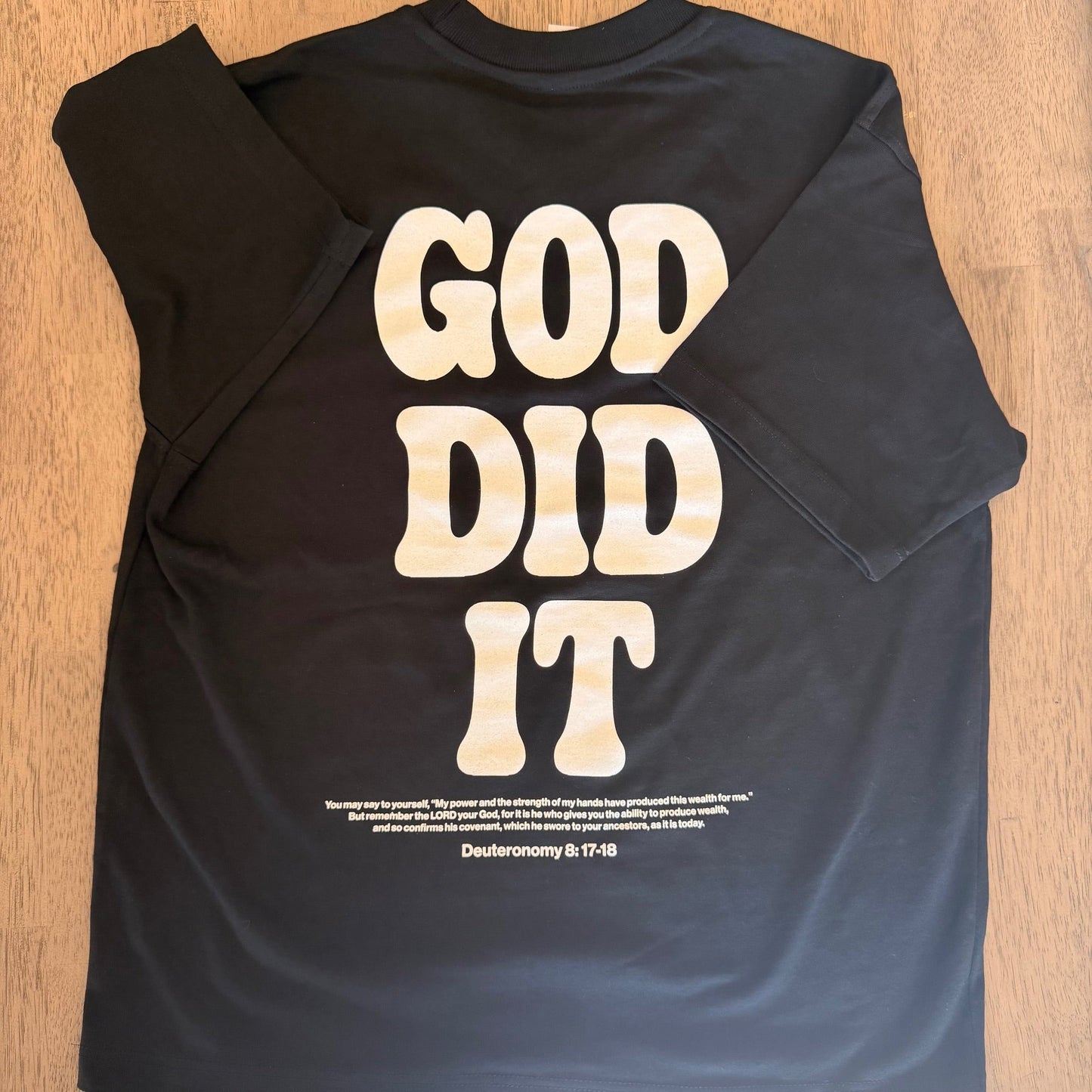 God Did It - Oversized Tee: 100% ring-spun cotton