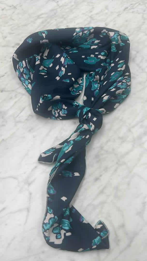 Painted floral silk wildrag